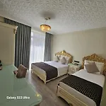 Hotel Town