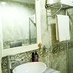 Town Hotel 3*