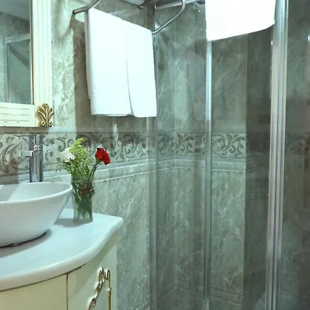 ベスト タウン 3* イスタンブール