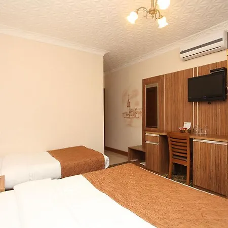Town Otel